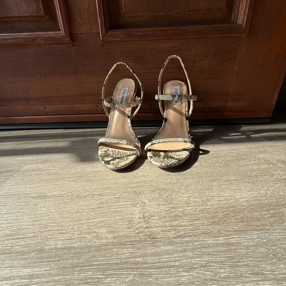 Steve Madden Snake Skin Heels - Picture 1 of 7